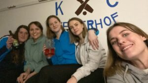Frauen 2024